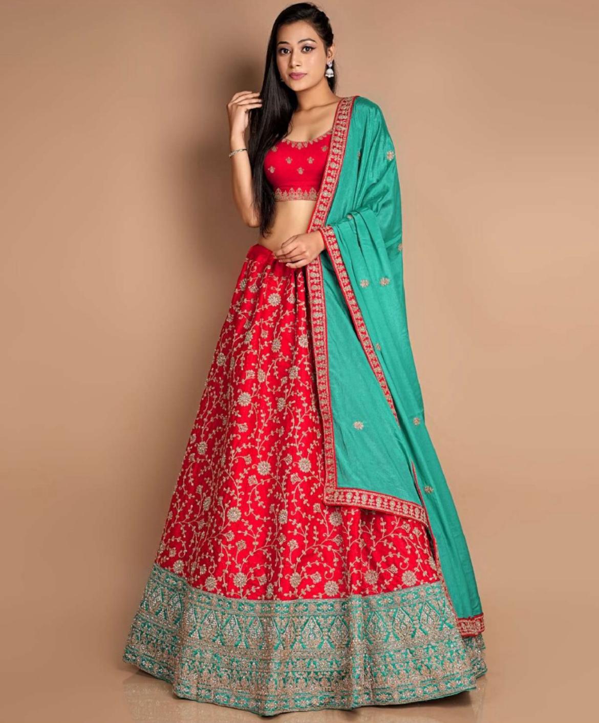 Muskan Unstichted Lehenga
